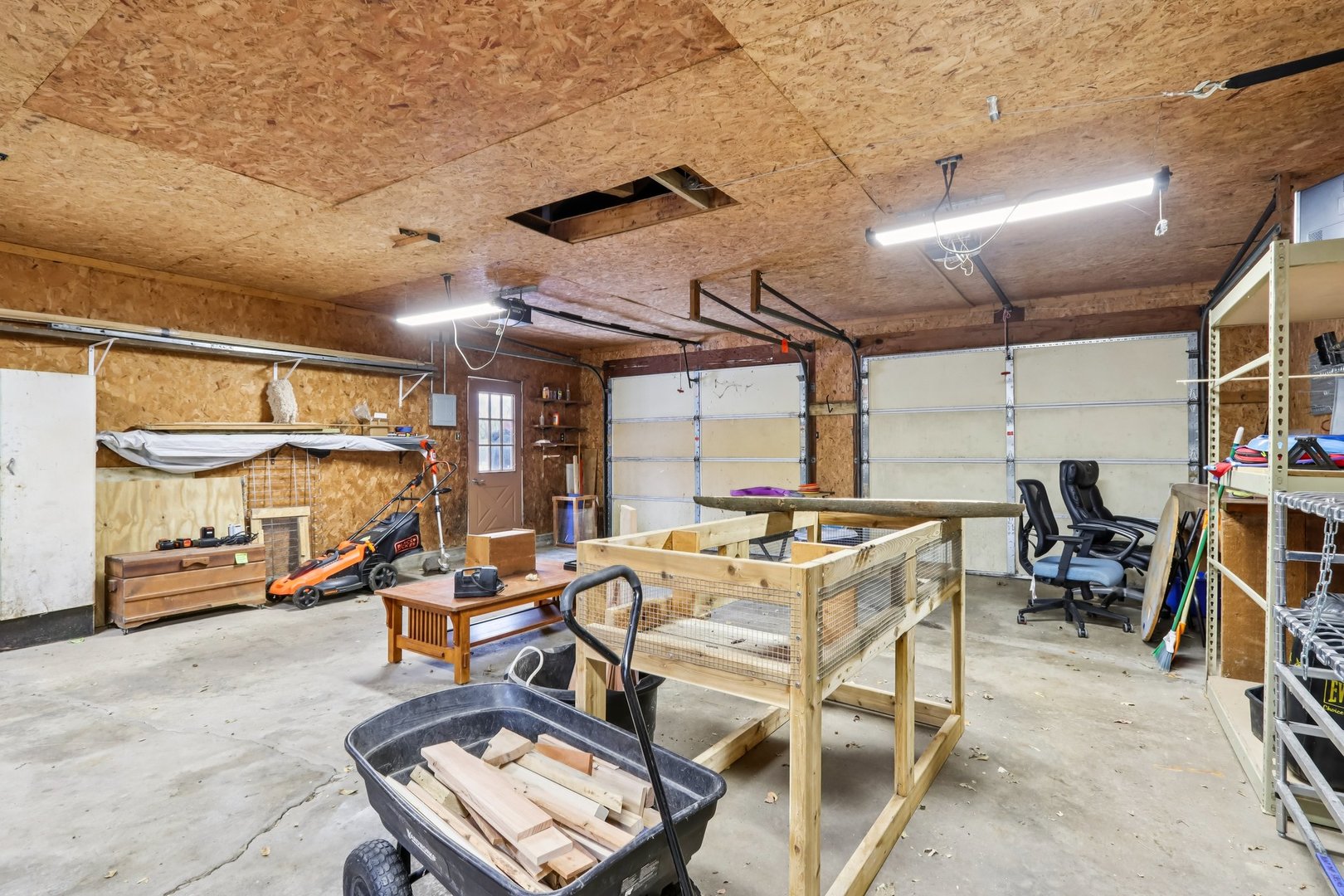 8091 Deer Drive, Hennepin, IL 61327