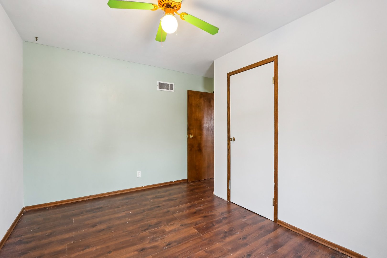 8091 Deer Drive, Hennepin, IL 61327