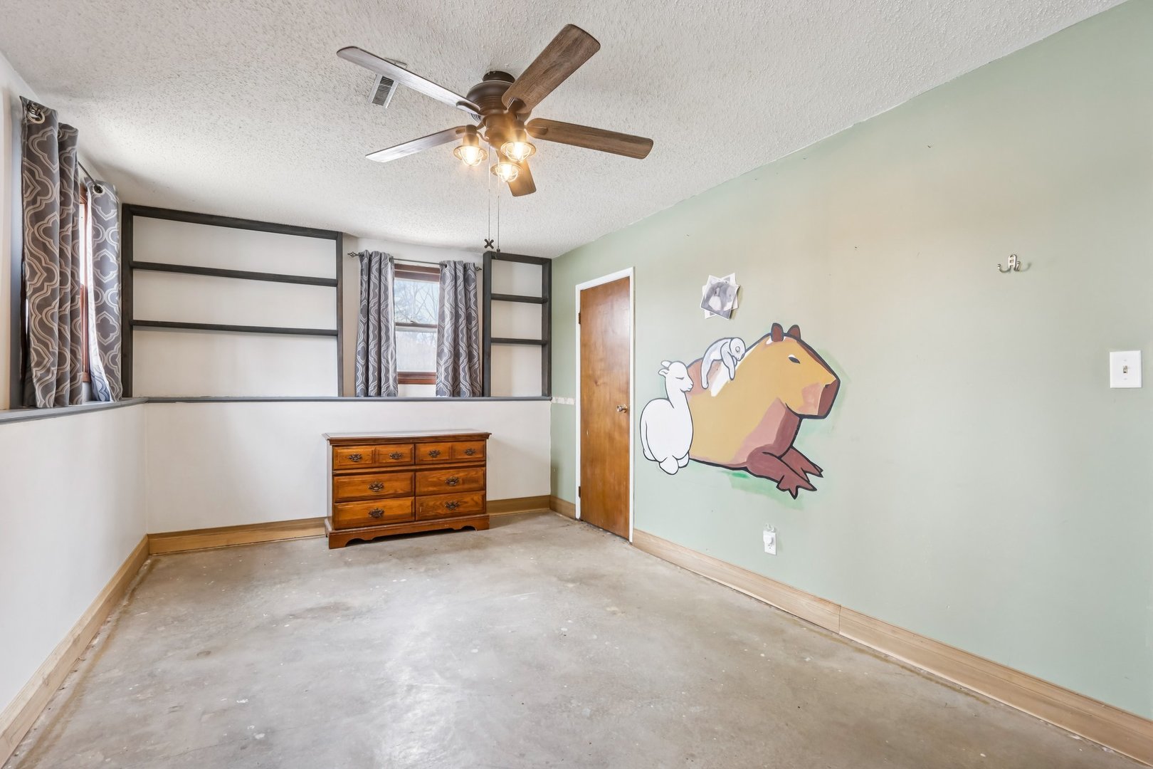 8091 Deer Drive, Hennepin, IL 61327