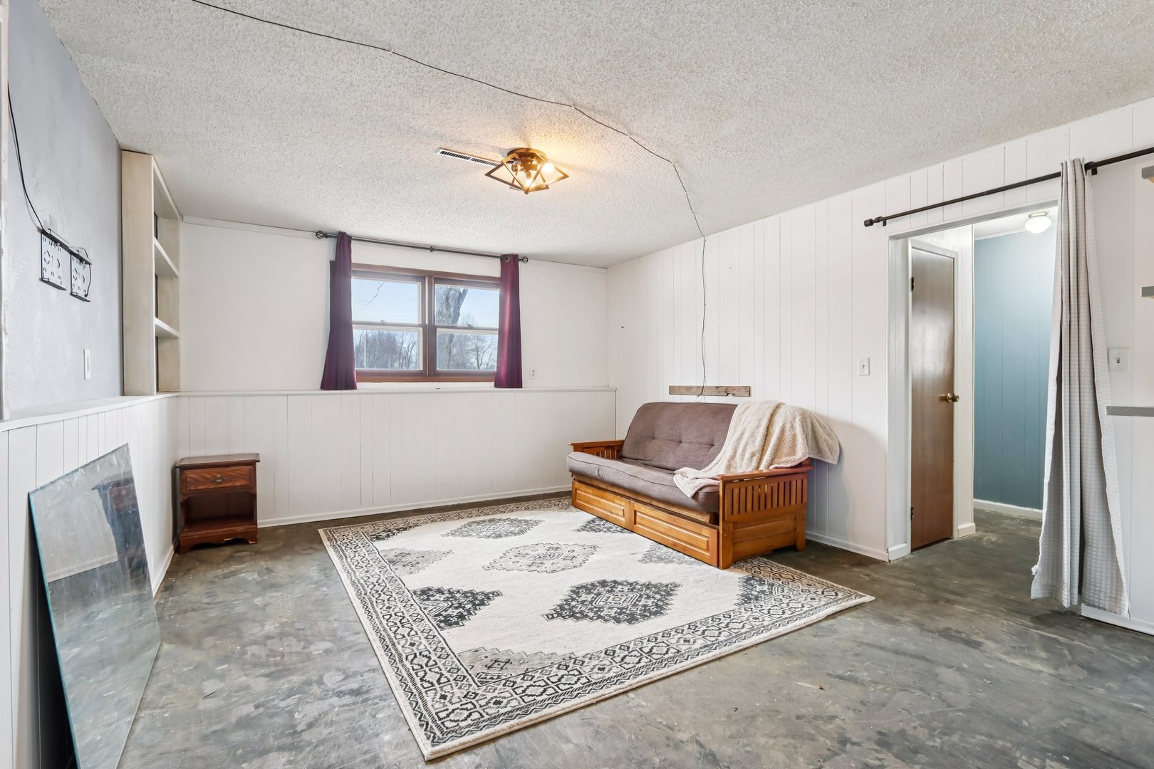 8091 Deer Drive, Hennepin, IL 61327