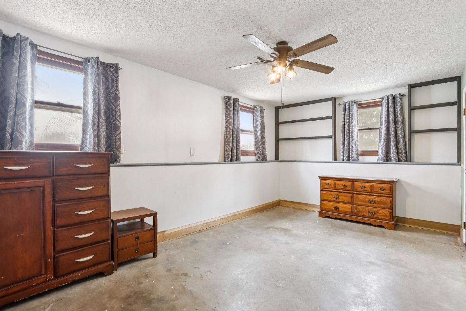 8091 Deer Drive, Hennepin, IL 61327