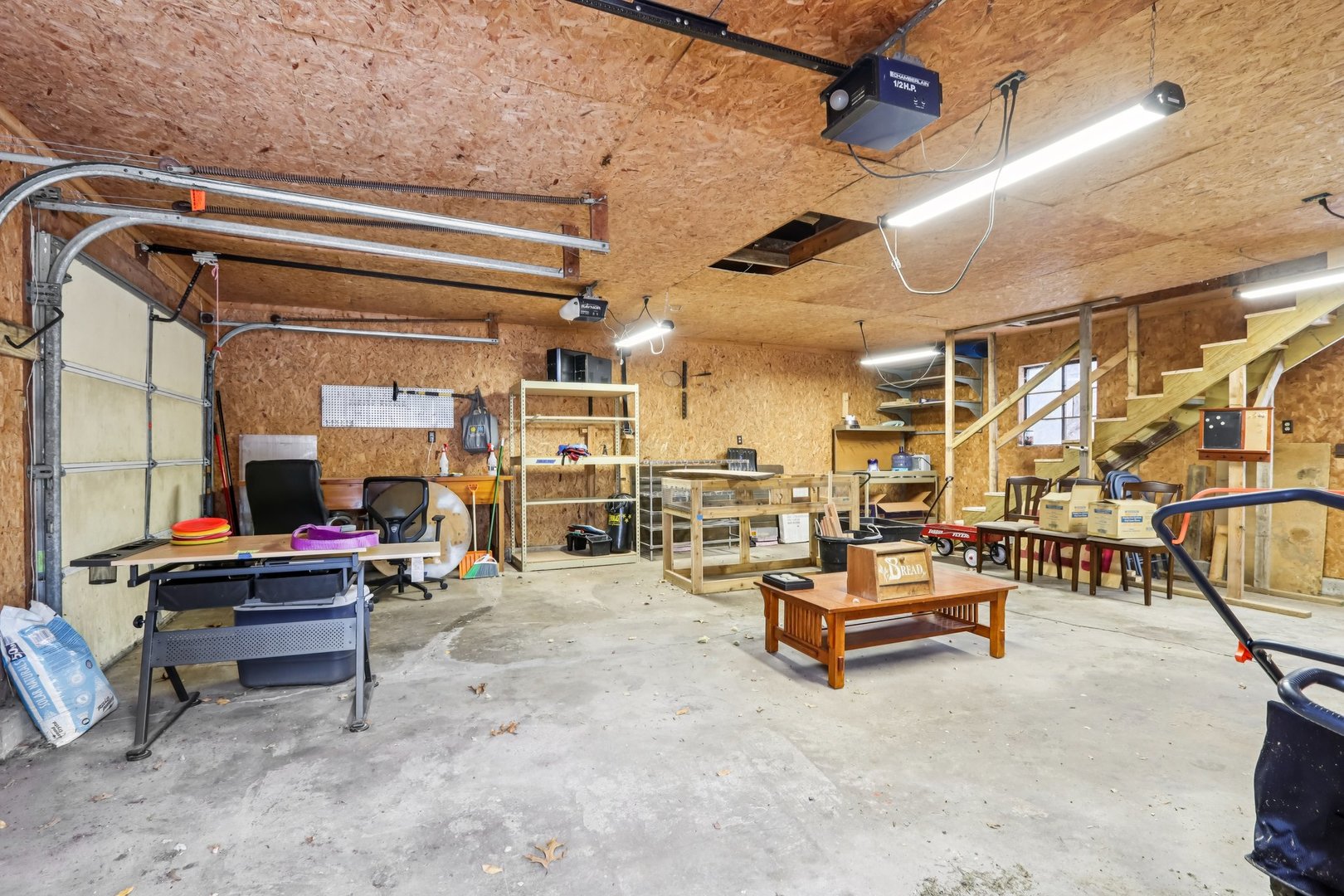 8091 Deer Drive, Hennepin, IL 61327