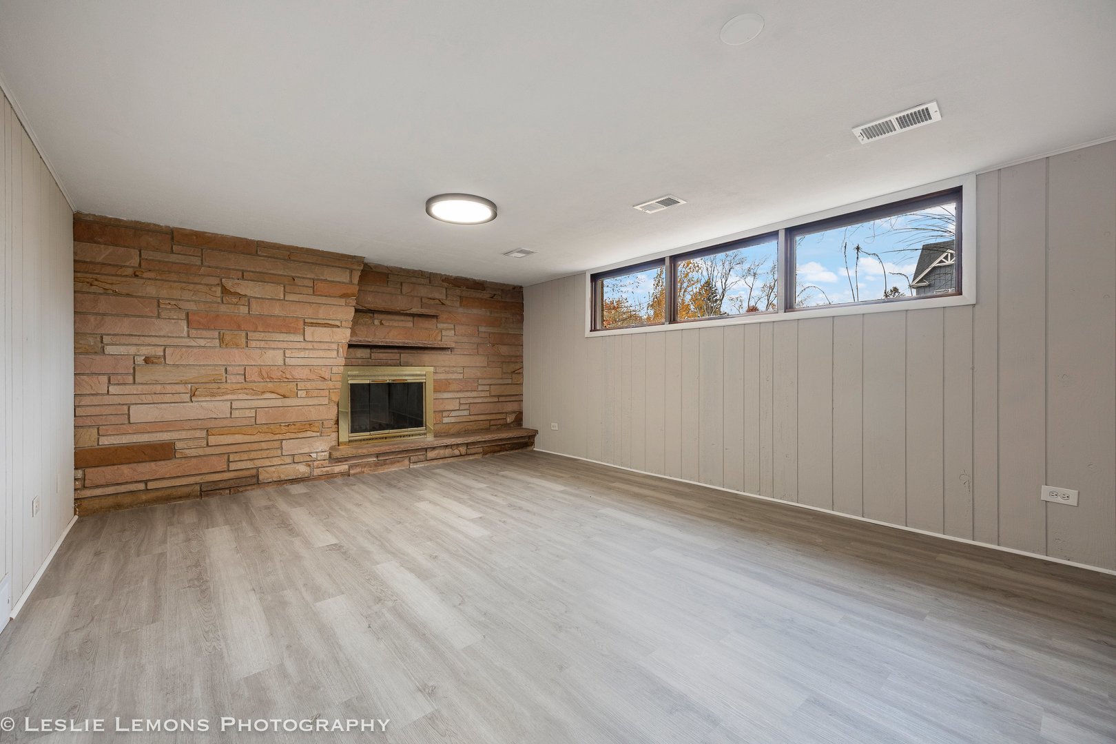 320 Elmwood Drive, Naperville, IL 60540