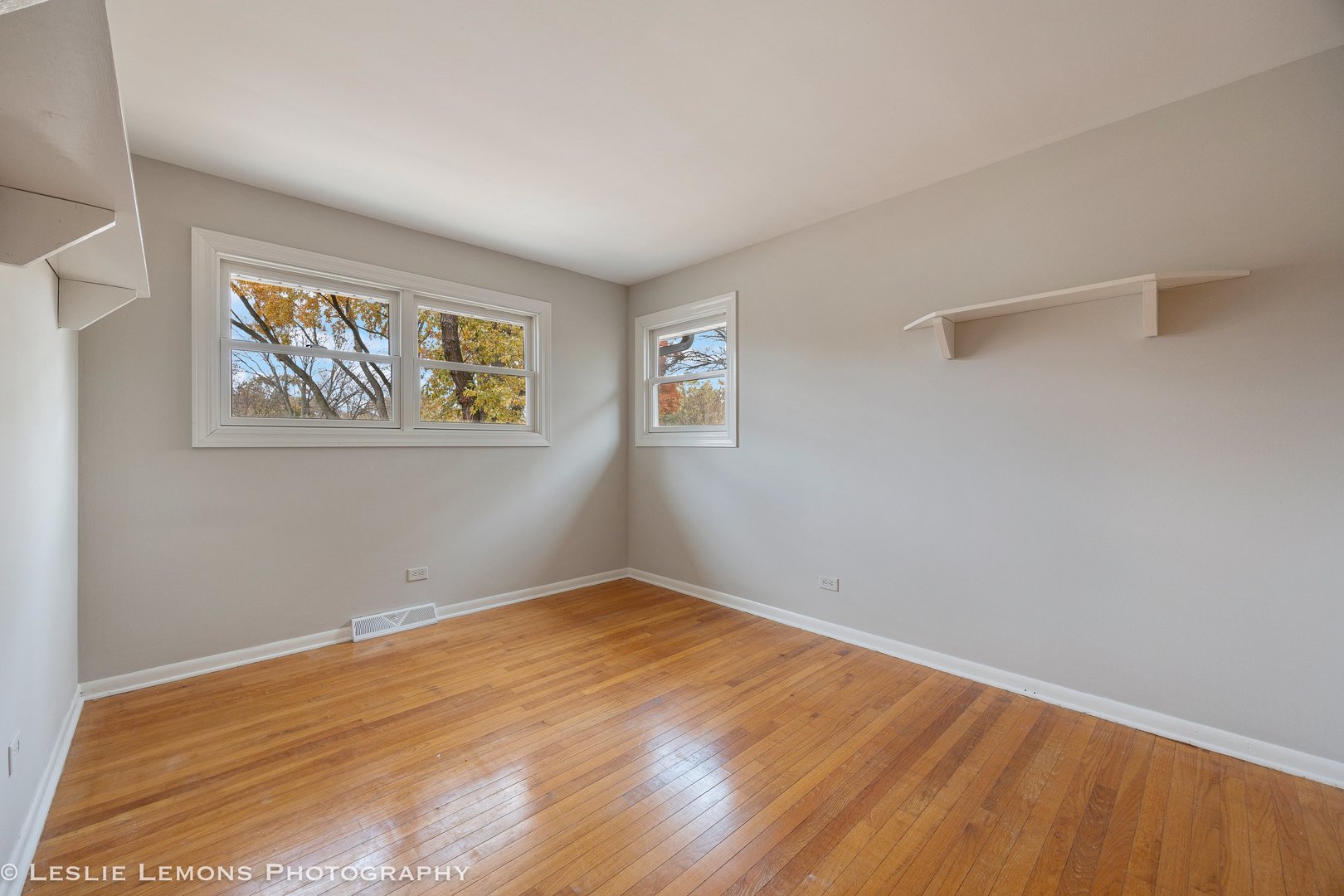 320 Elmwood Drive, Naperville, IL 60540