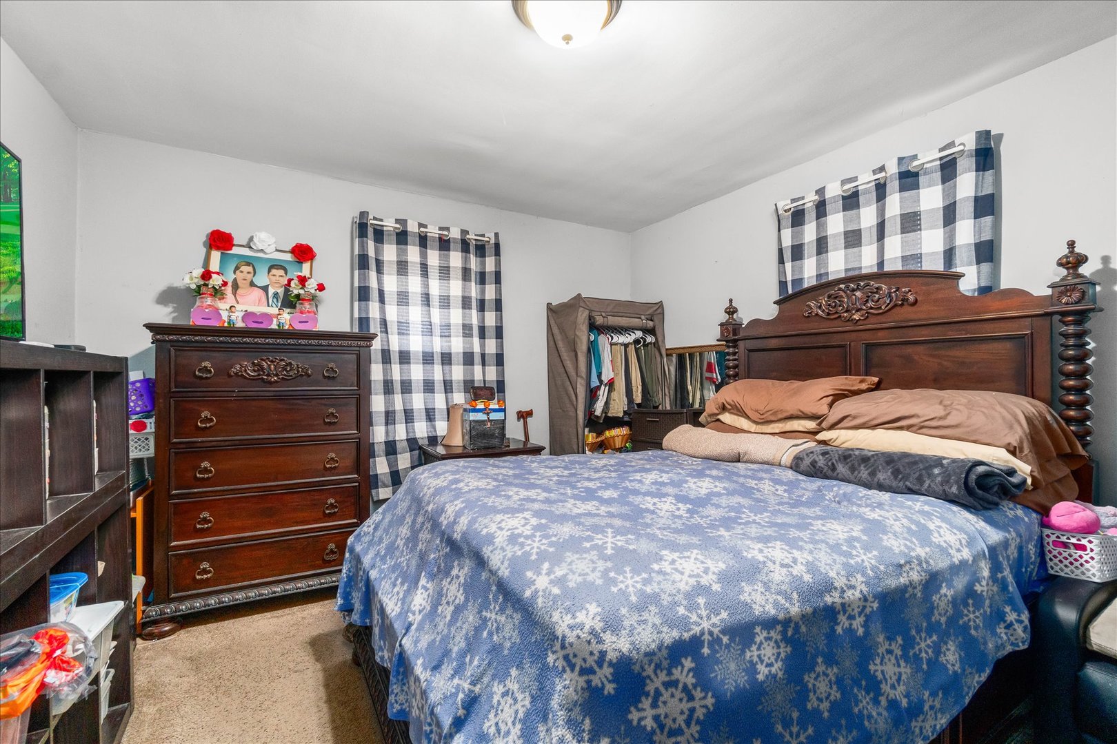 937 PEARL Street, Aurora, IL 60505