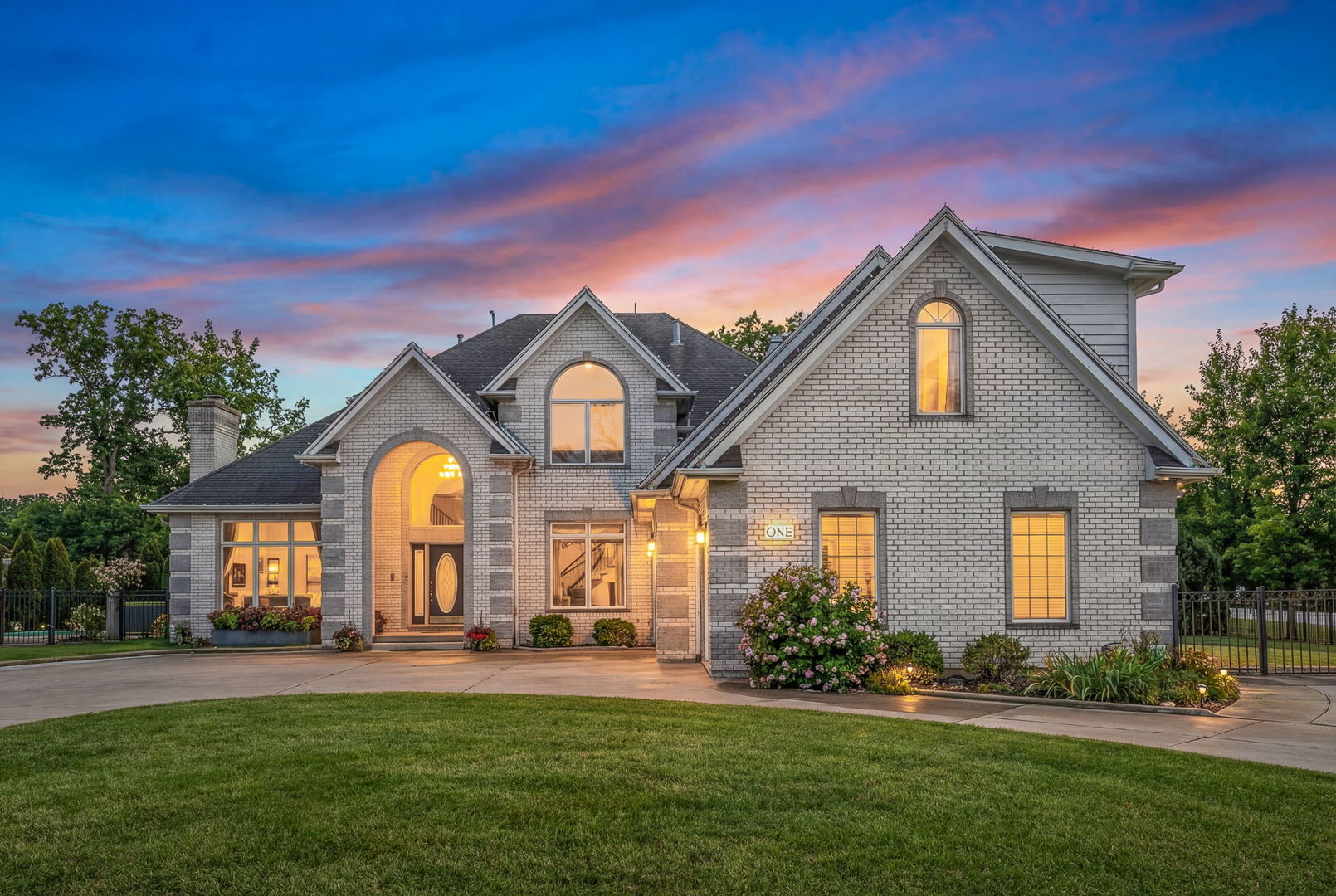 1 Bell Oak Lane, Lemont, IL 60439