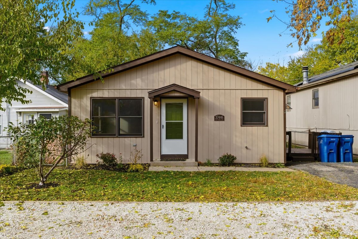 37446 E Park Lane, Lake Villa, IL 60046
