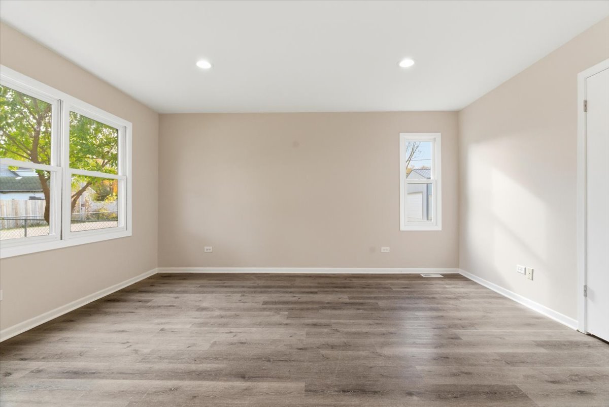 37446 E Park Lane, Lake Villa, IL 60046