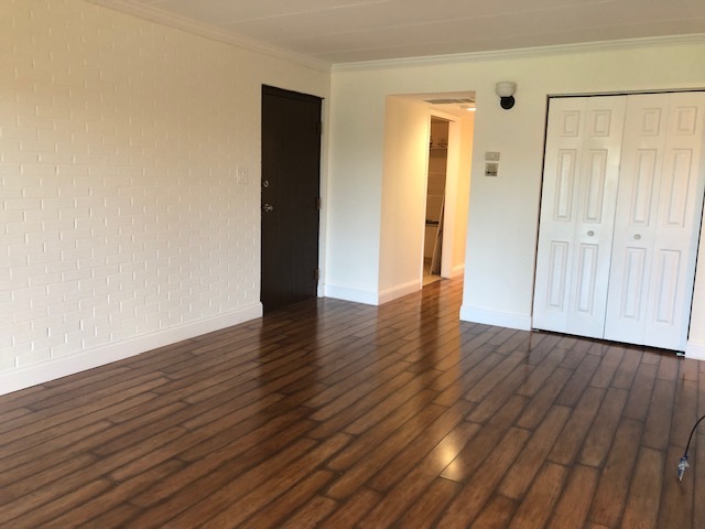 11345 S Roberts Road #F, Palos Hills, IL 60465