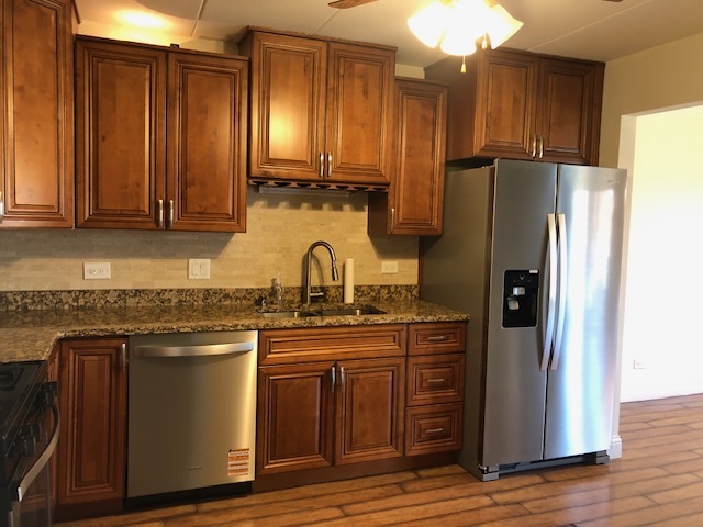 11345 S Roberts Road #F, Palos Hills, IL 60465