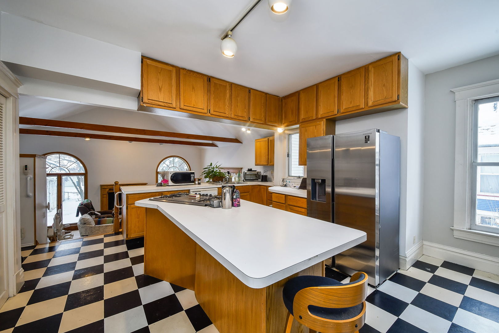 116 S Wright Street, Naperville, IL 60540