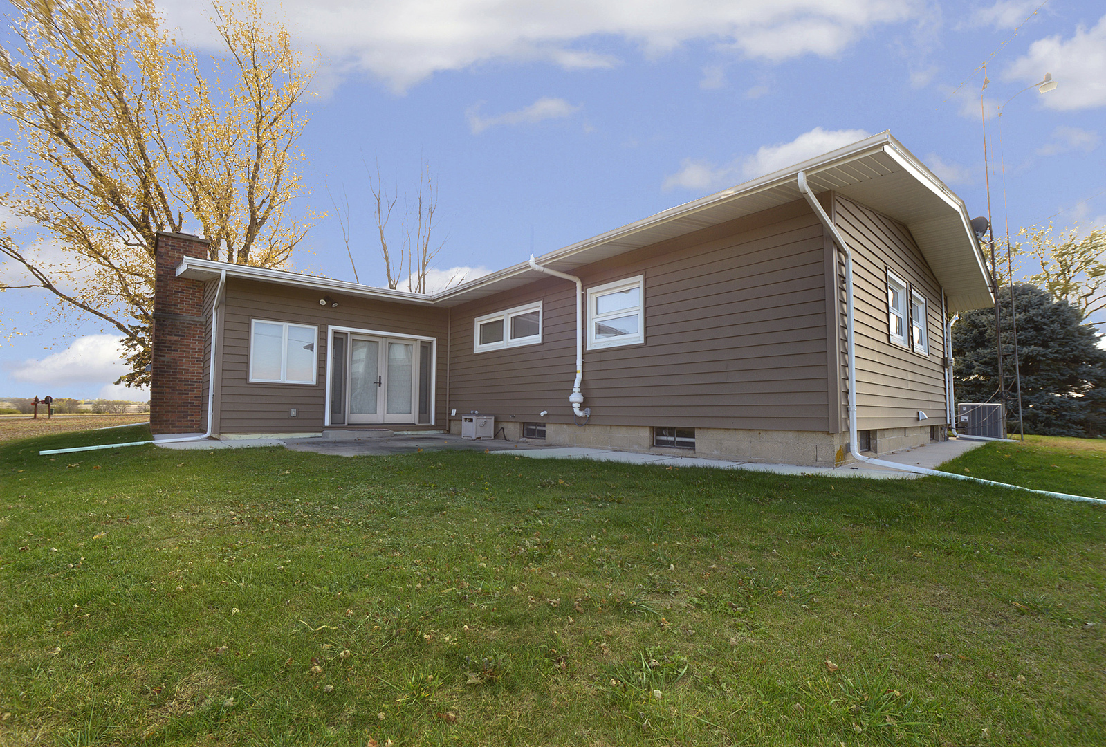 3757 N IL Route 71, Sheridan, IL 60551