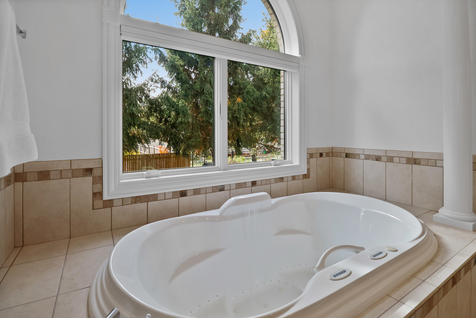 1838 Ada Lane, Munster, IN 46321