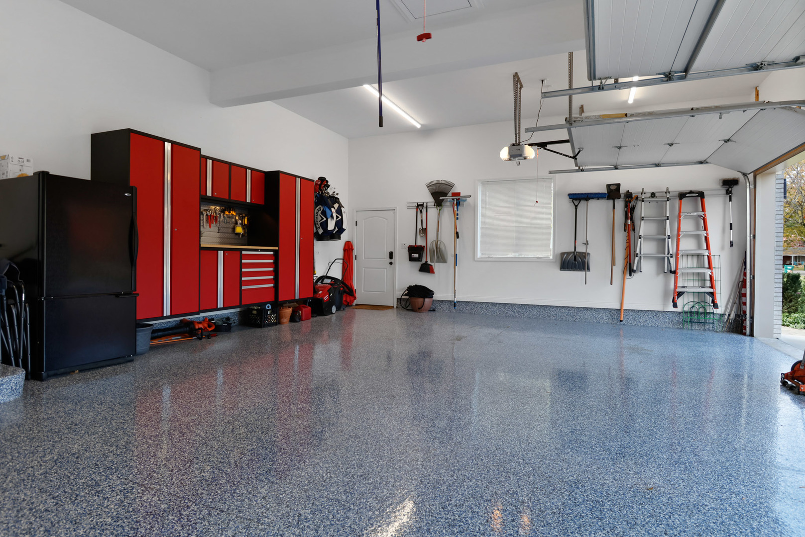 1838 Ada Lane, Munster, IN 46321