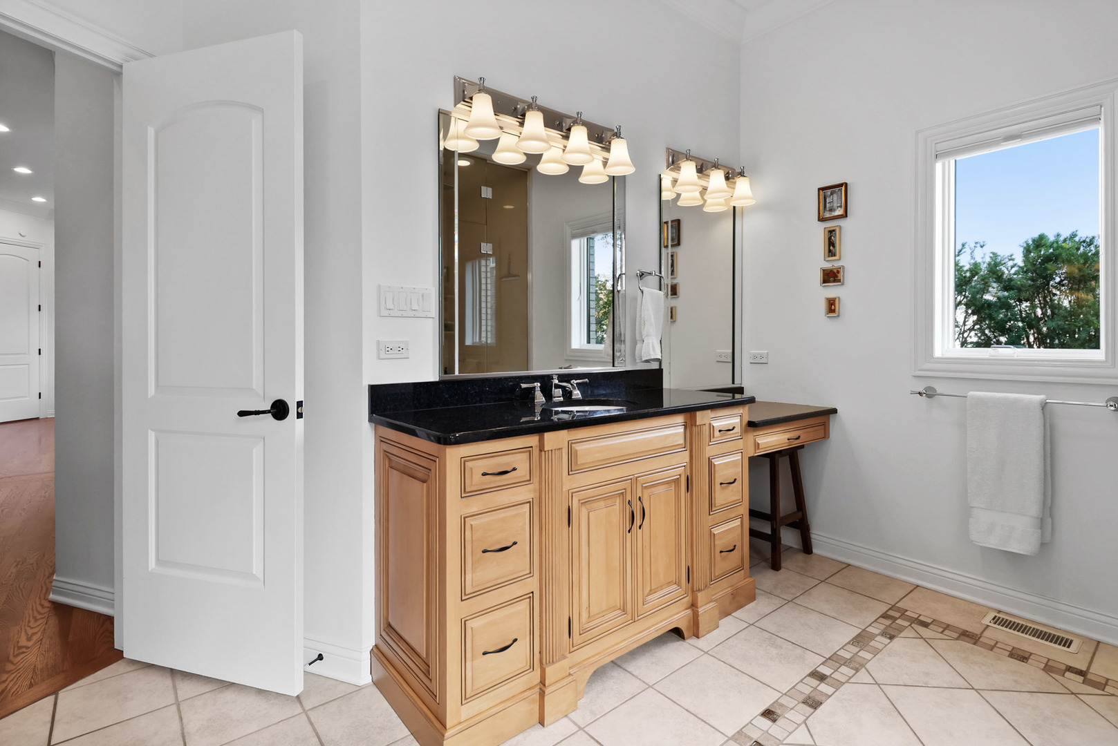 1838 Ada Lane, Munster, IN 46321