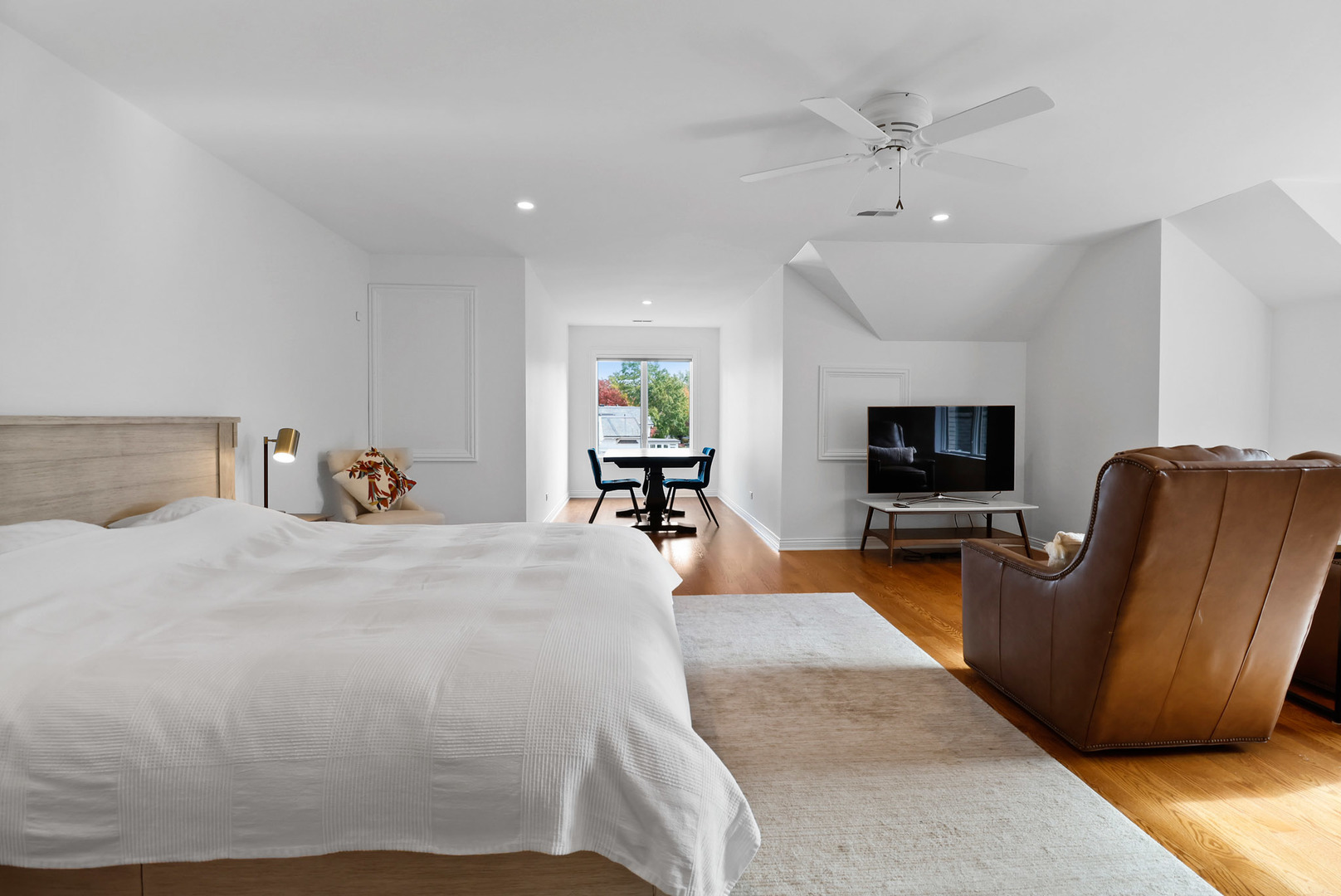 1838 Ada Lane, Munster, IN 46321