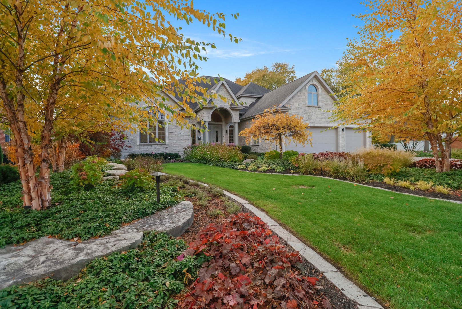 1838 Ada Lane, Munster, IN 46321