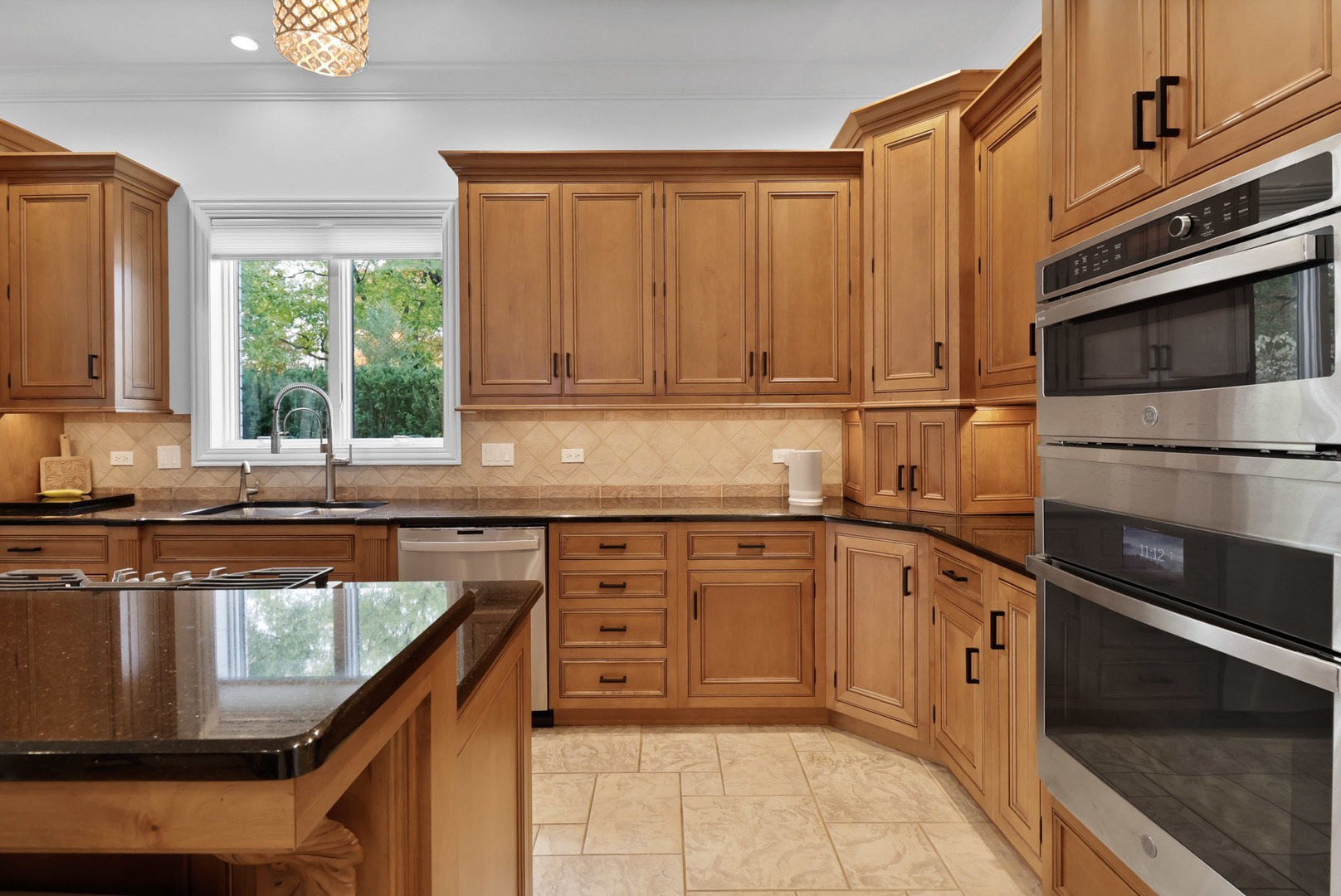 1838 Ada Lane, Munster, IN 46321