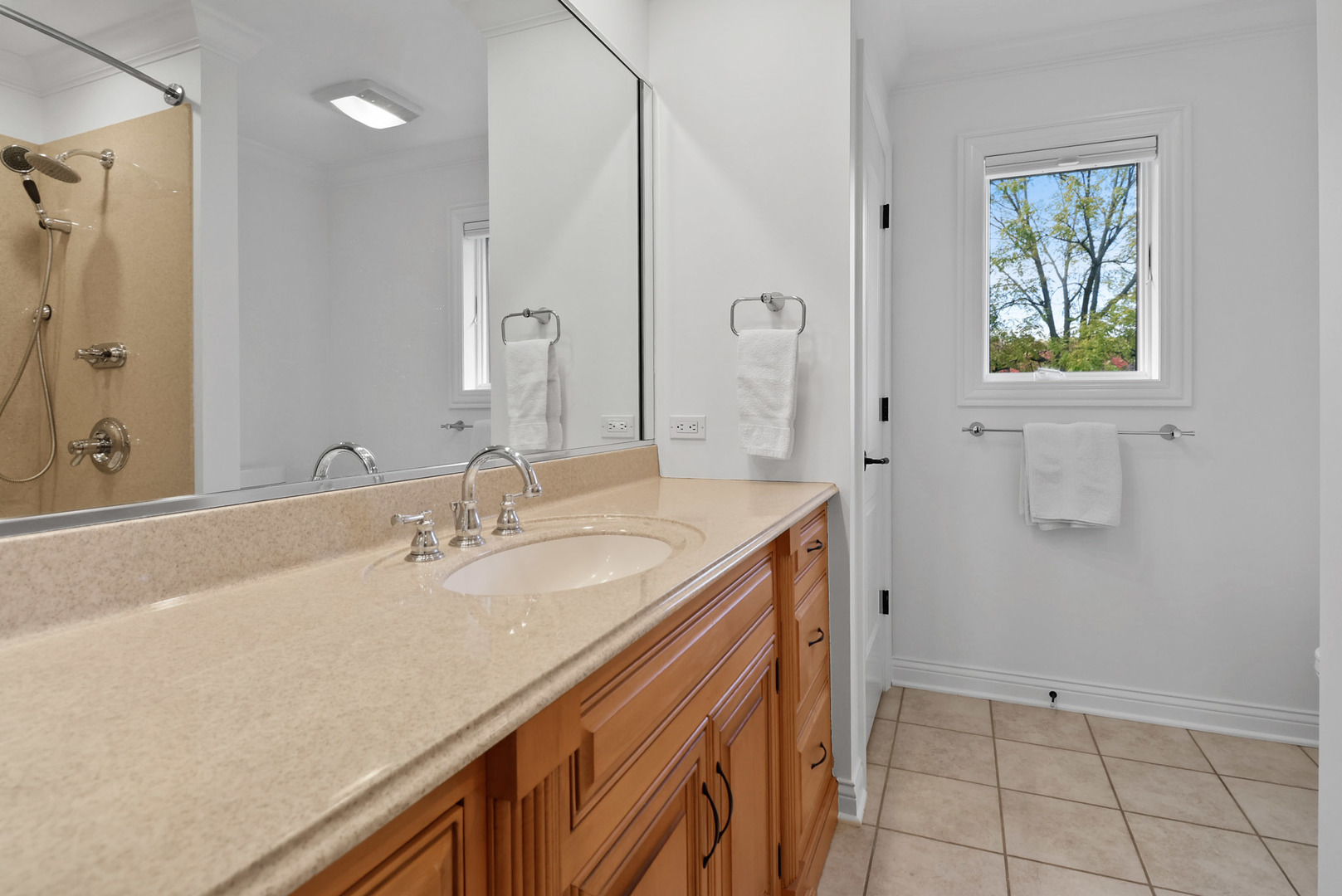 1838 Ada Lane, Munster, IN 46321