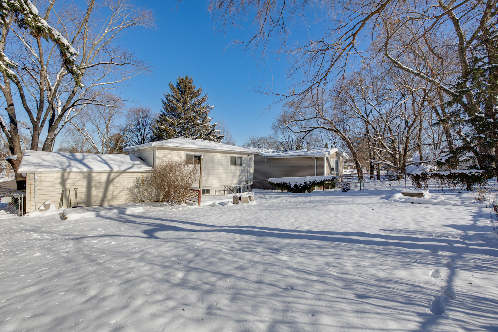 West Chicago, IL 60185