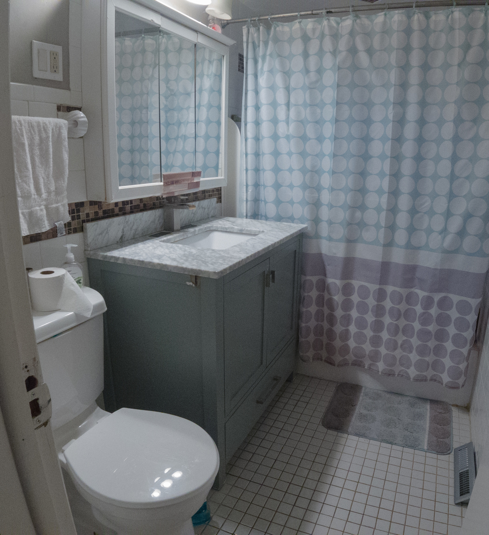 23725 N FIELD Road, Lake Zurich, IL 60047