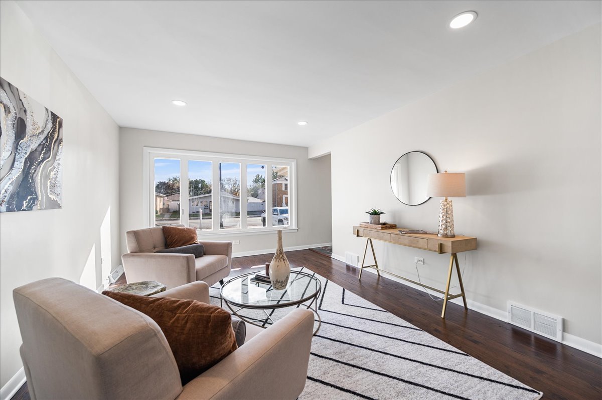 3412 W 115th Street, Chicago, IL 60655