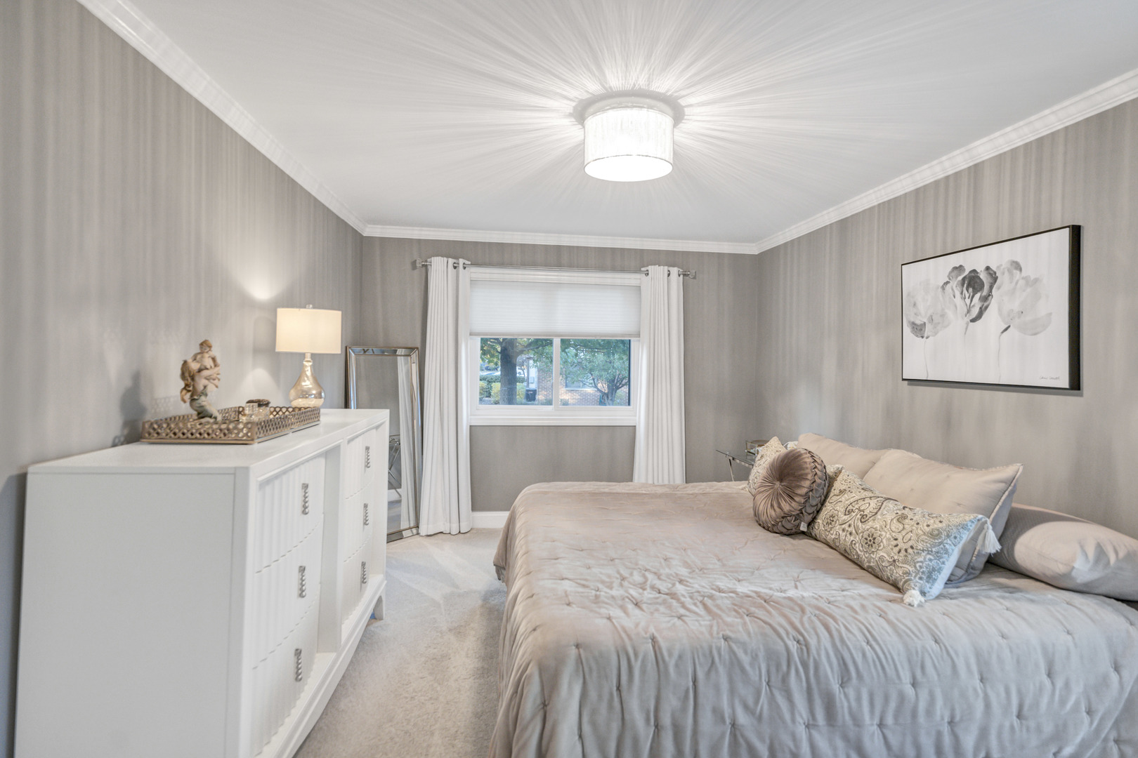 1256 Plum Tree Court #D1, Schaumburg, IL 60193