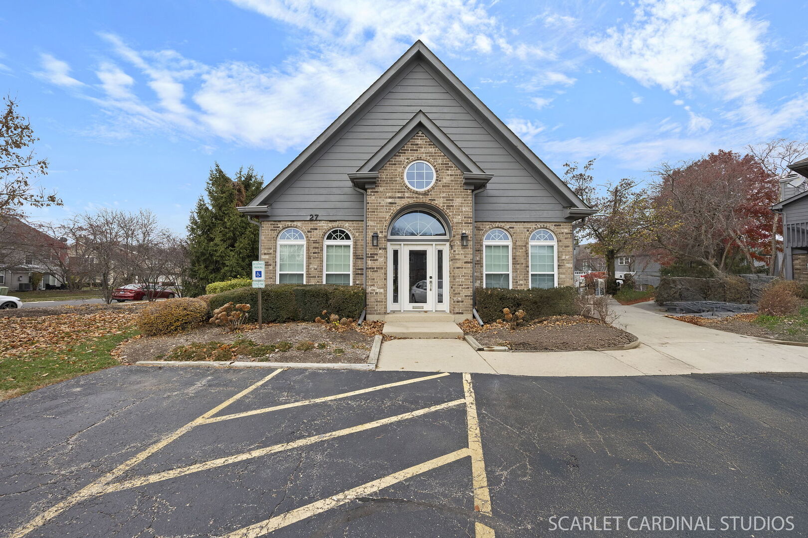 35 Foxcroft Road #123, Naperville, IL 60565
