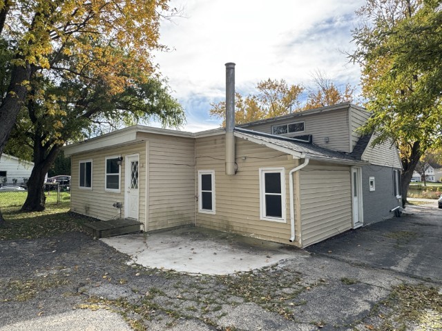 54 Mionske Drive, Lake Zurich, IL 60047