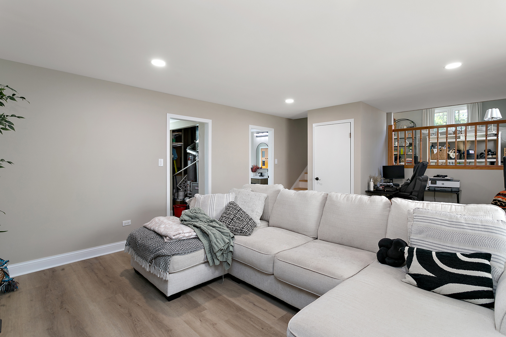 16805 Hilltop Avenue, Orland Hills, IL 60487