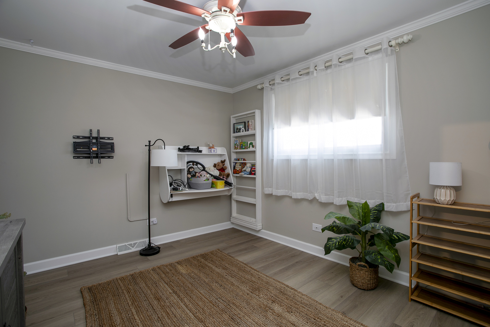 16805 Hilltop Avenue, Orland Hills, IL 60487