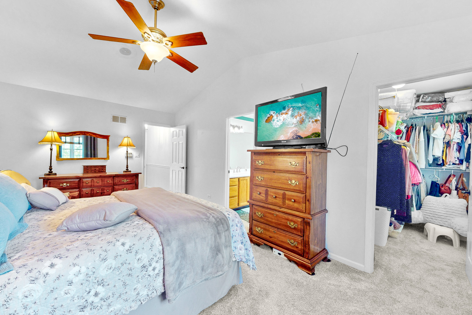 1065 N Jamey Lane, Addison, IL 60101