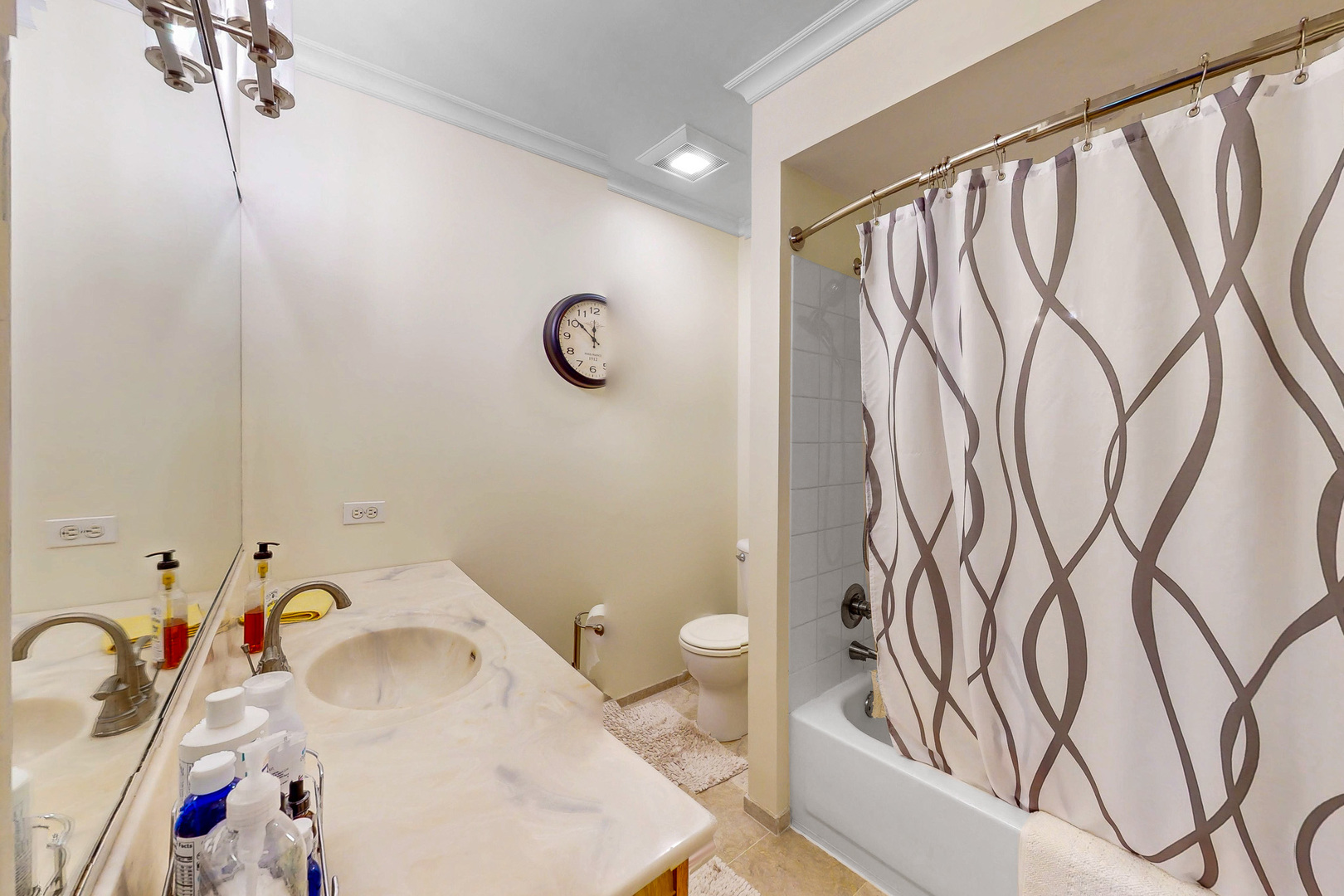 1065 N Jamey Lane, Addison, IL 60101