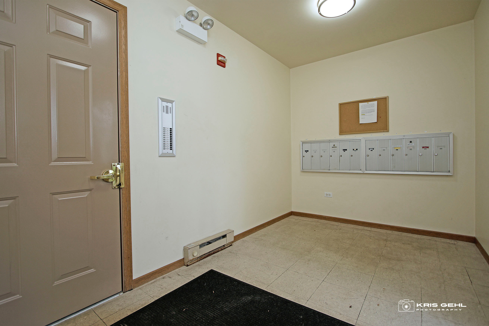 1551 W Crystal Rock Court #1D, Round Lake Beach, IL 60073