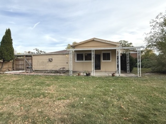 2732 Circle Drive, Markham, IL 60428