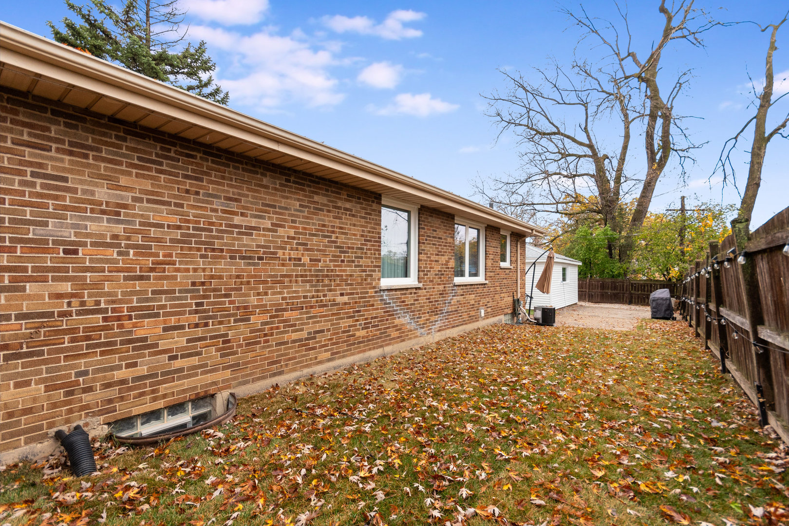 138 W Janice Lane, Addison, IL 60101