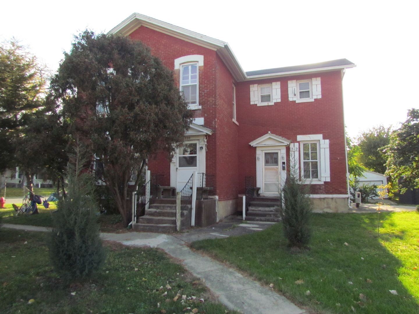 310-312 Prairie Street, Aurora, IL 60506