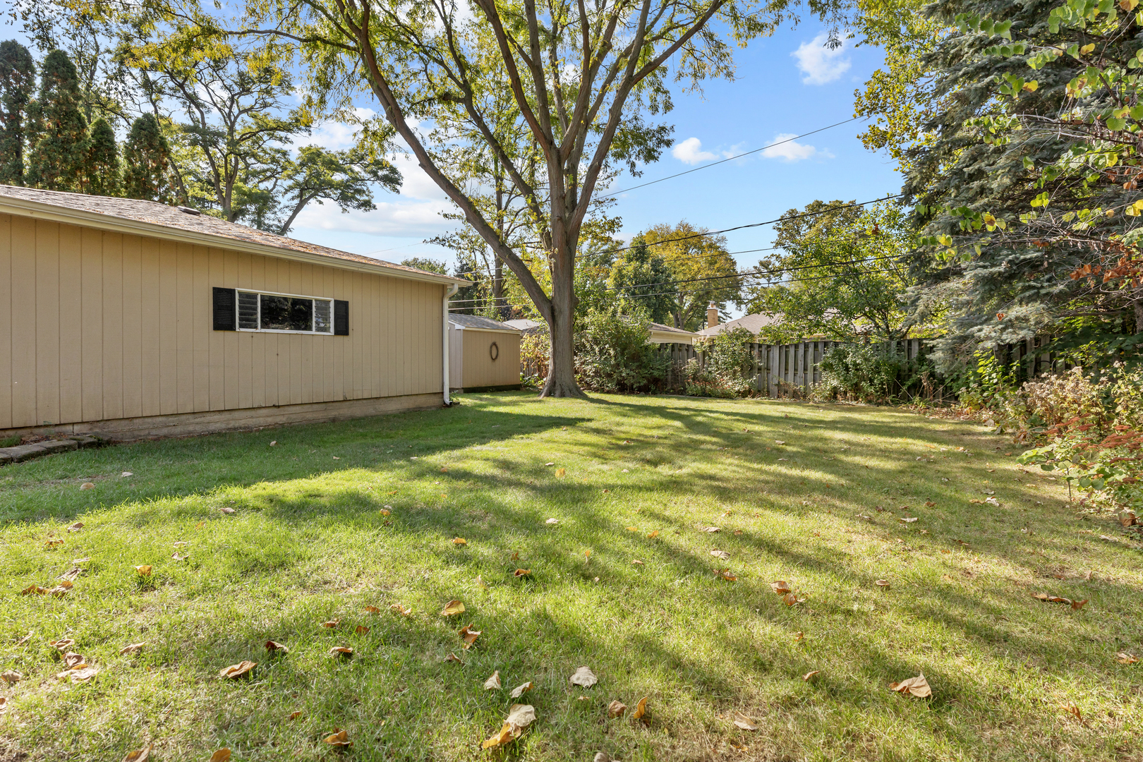 240 Scott Avenue, Glen Ellyn, IL 60137