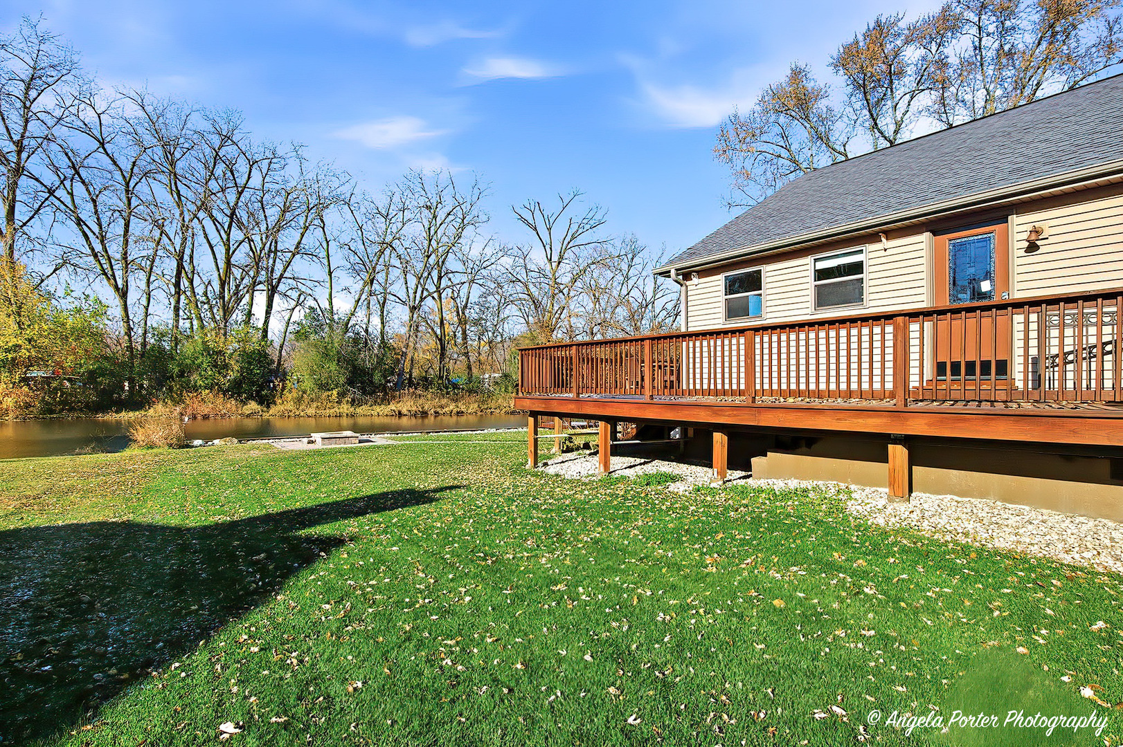 37682 N Us Highway 12 Highway, Spring Grove, IL 60081