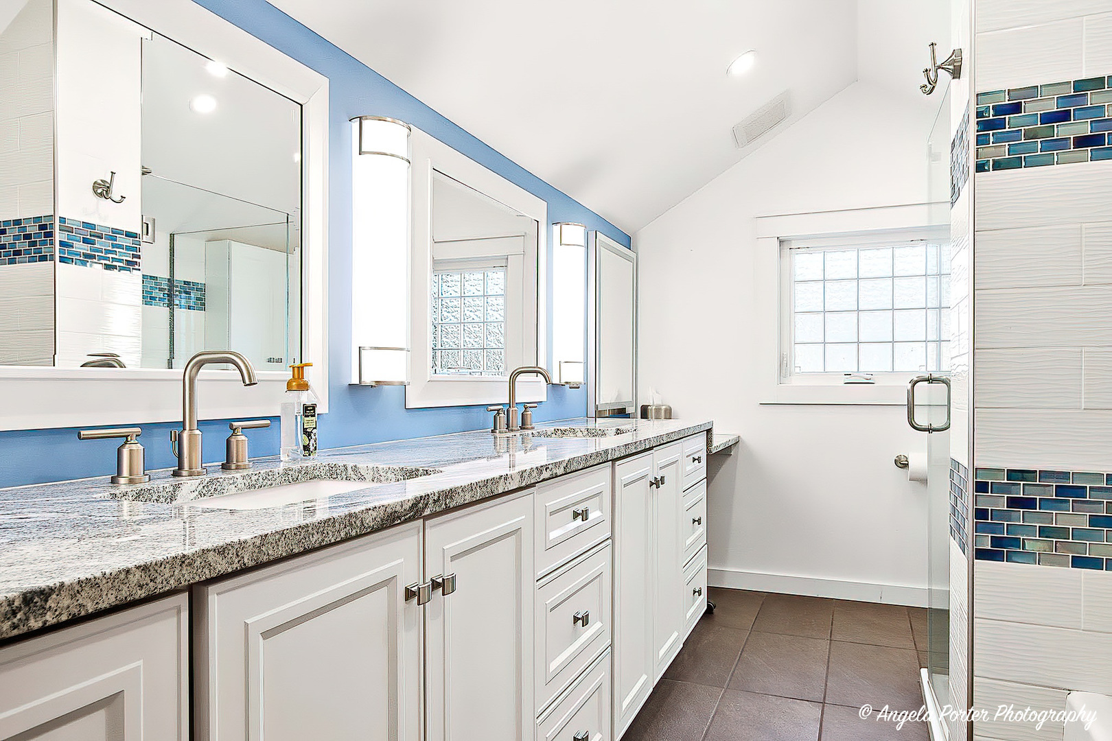 37682 N Us Highway 12 Highway, Spring Grove, IL 60081