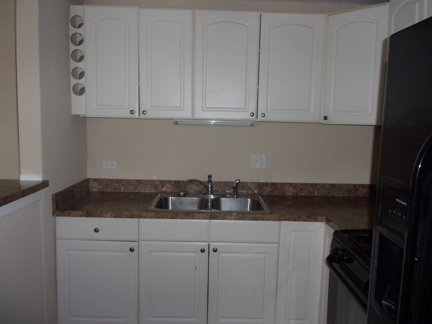 9S110 S Frontage Road #205, Willowbrook, IL 60527