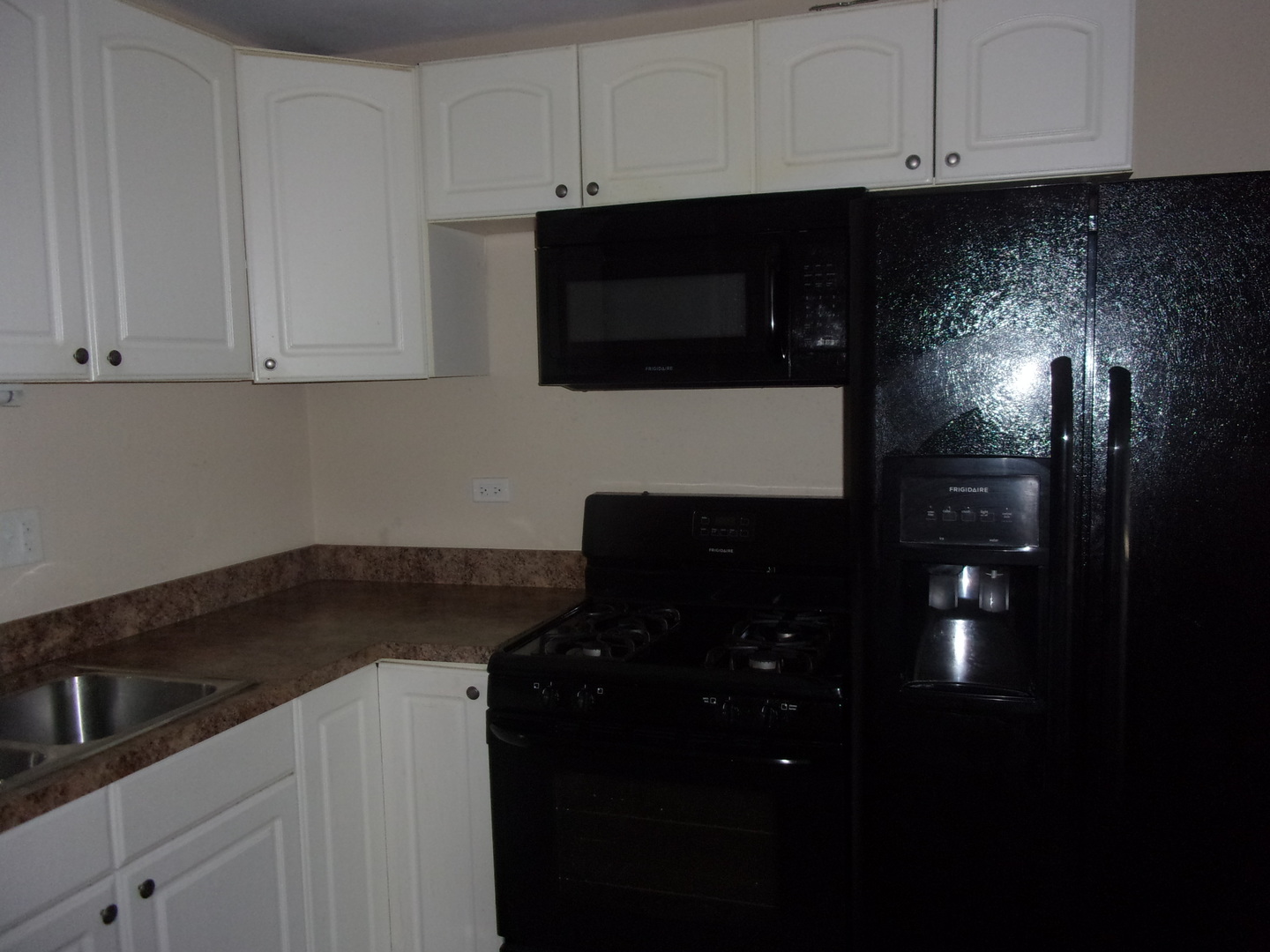 9S110 S Frontage Road #205, Willowbrook, IL 60527