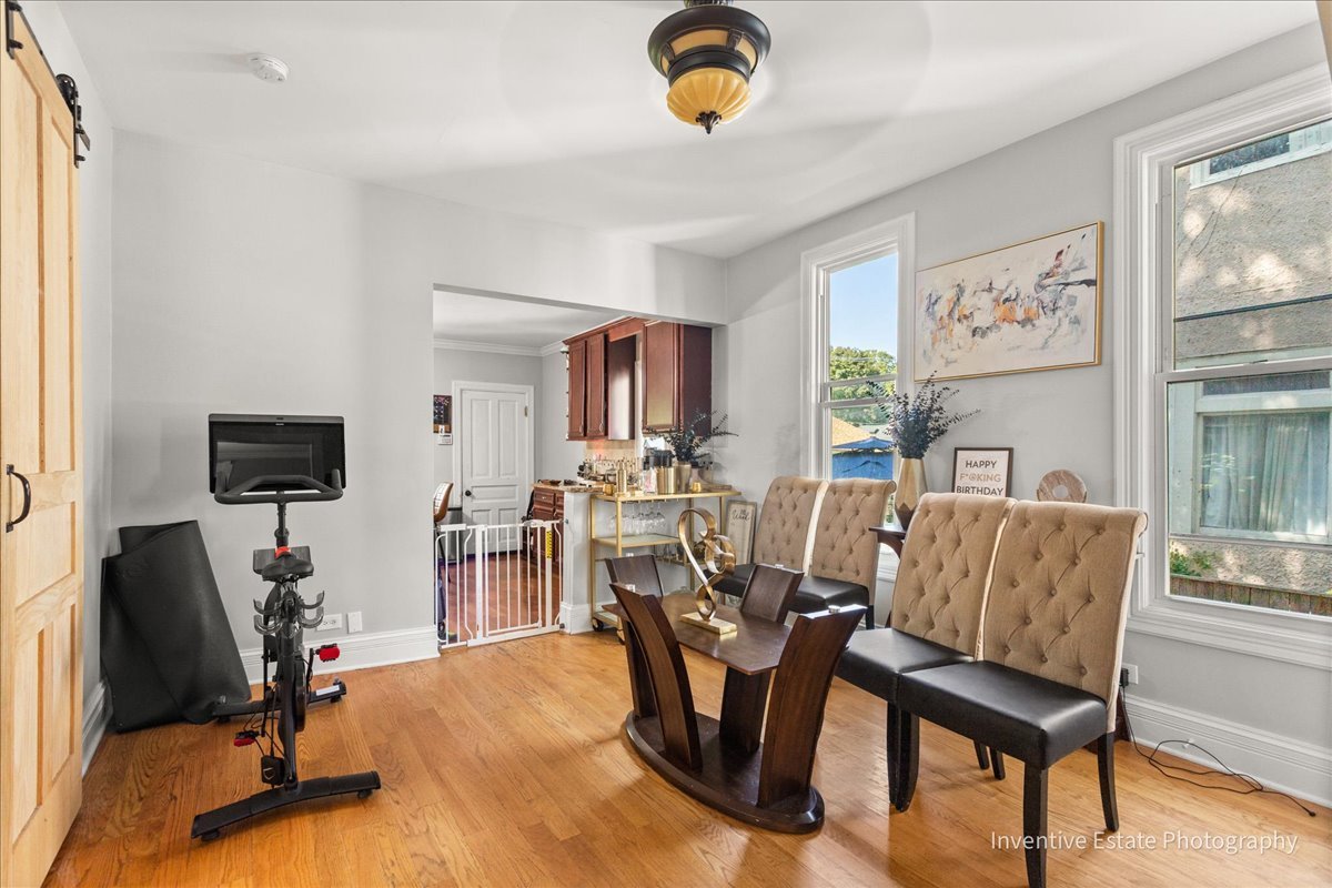 430 S La Grange Road, La Grange, IL 60525