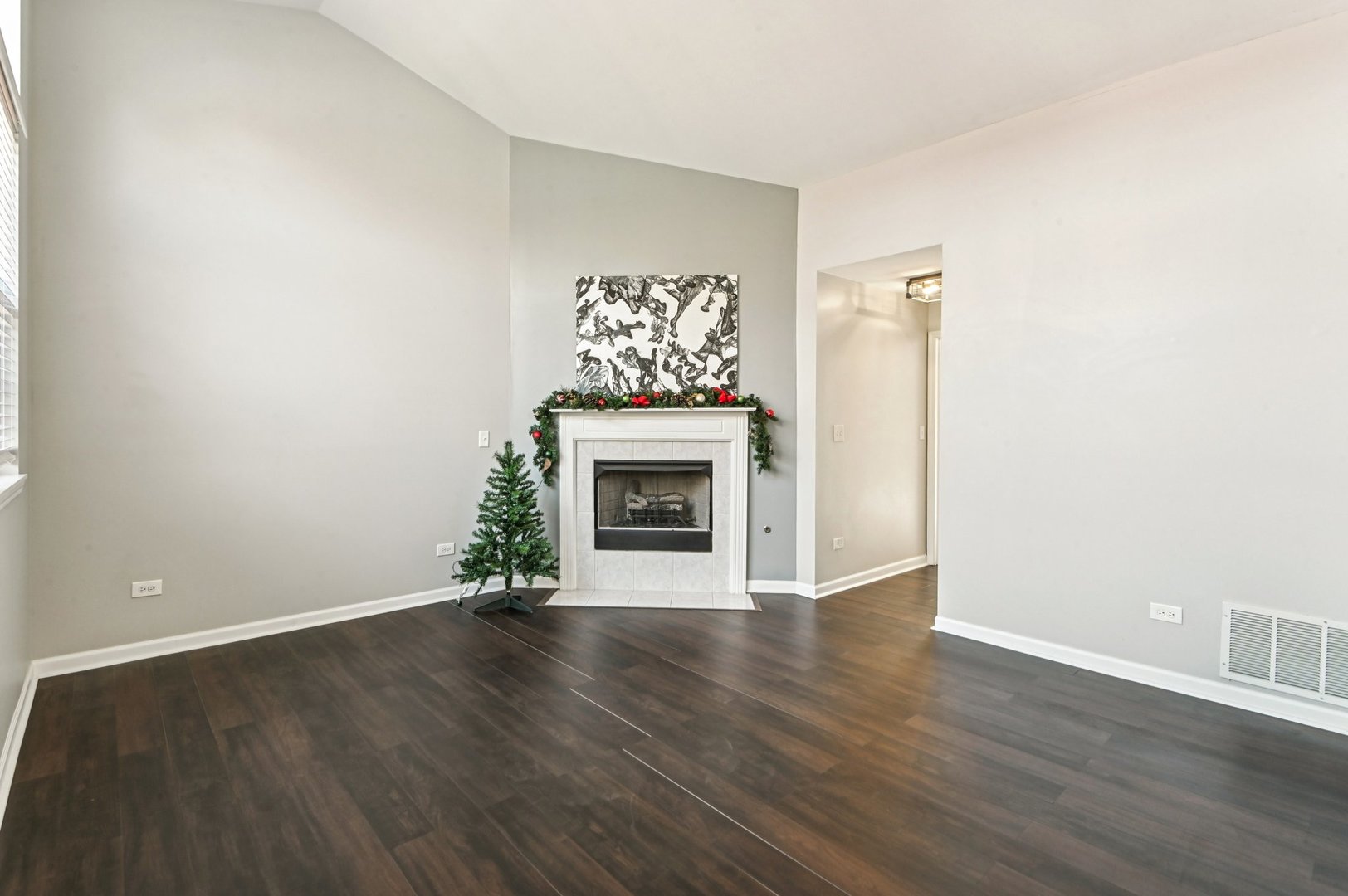 2227 Waterleaf Court #203, Naperville, IL 60564