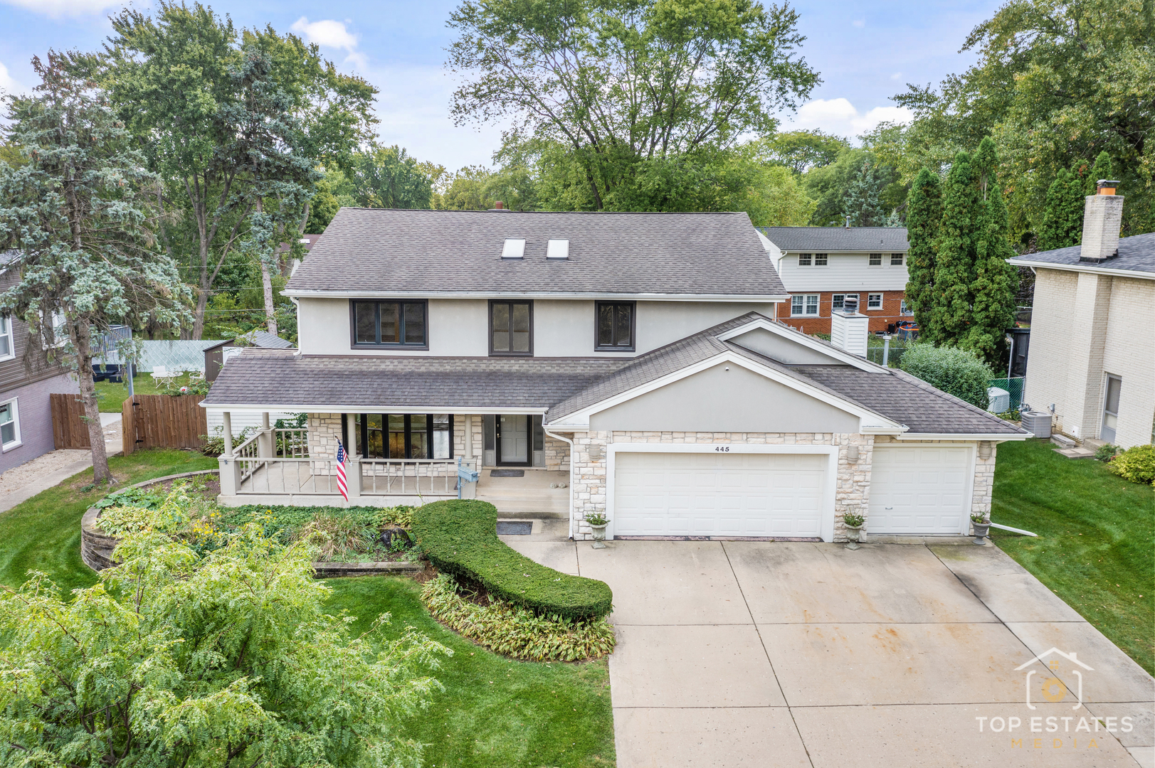 445 W Dorset Avenue, Palatine, IL 60067