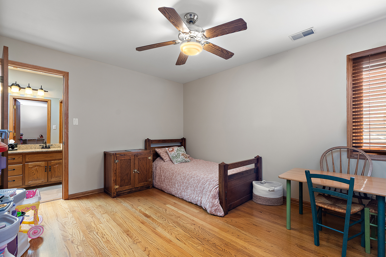 17140 Austin Lane, Orland Park, IL 60467