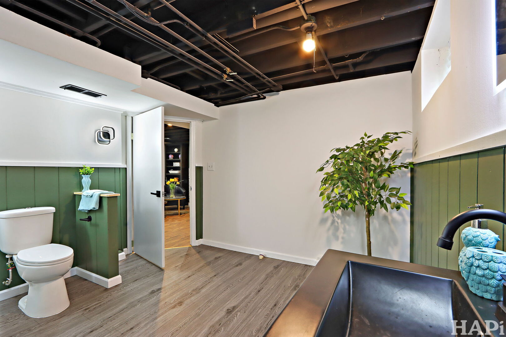 2440 W Cheyenne Road, Waukegan, IL 60087