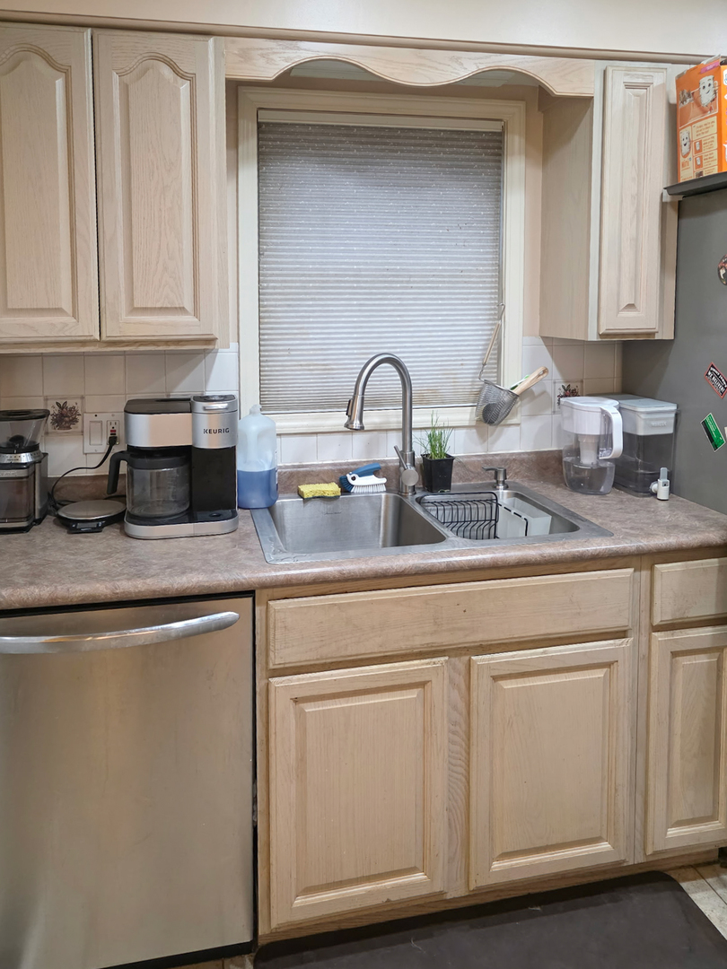 Blue Island, IL 60406