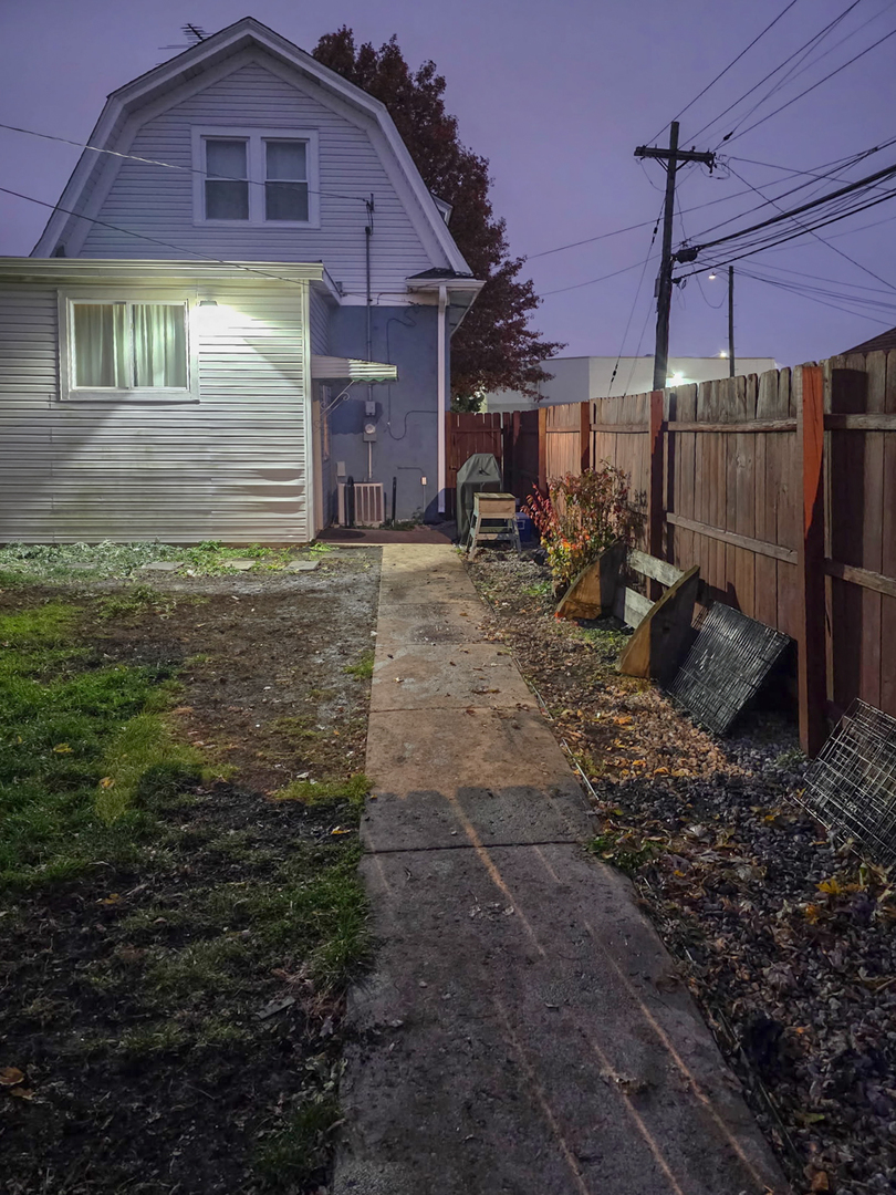 Blue Island, IL 60406