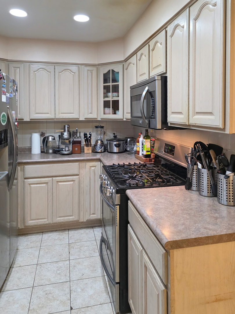 Blue Island, IL 60406